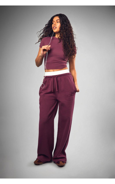 Сценарій контрасту DSGN Studio Пряма бігова нога