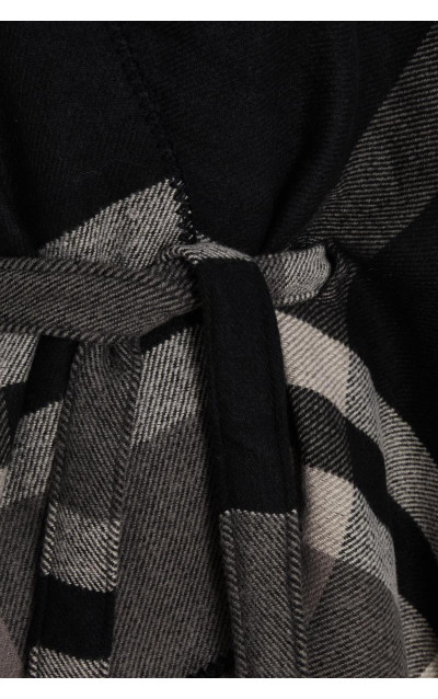Чорний перевірений накидка