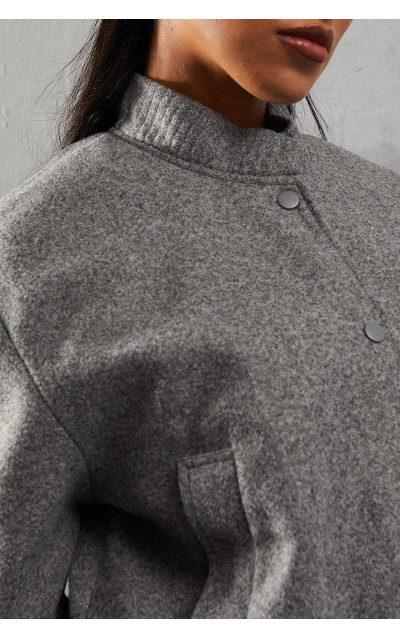 Негабаритна вовняна куртка з бомбардувальником