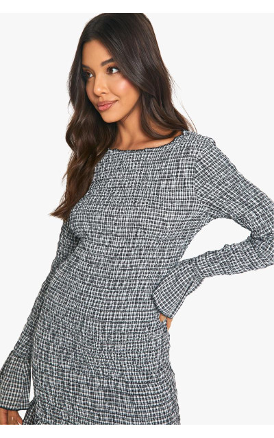 Перевірте міні -плаття з довгими рукавами