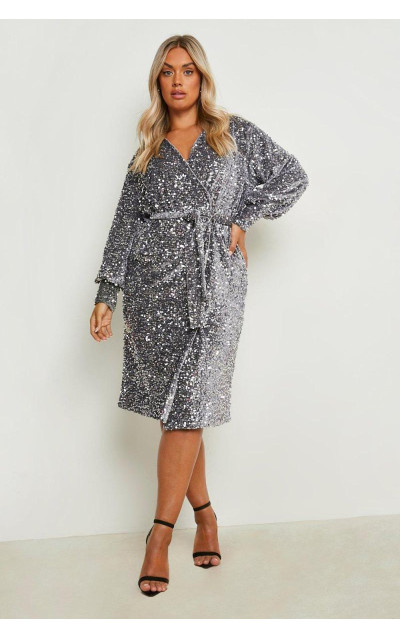 Плюс оксамитова сукня міді з паєтками