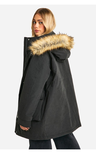 Парка з капюшоном і кишенями