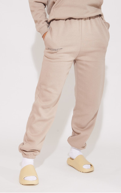PRETTYLITTLETHING Mocha Створено в 2012 році