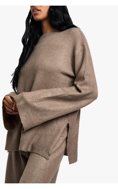 М'який в'язаний джемпер і спалаху в’язаний коордін