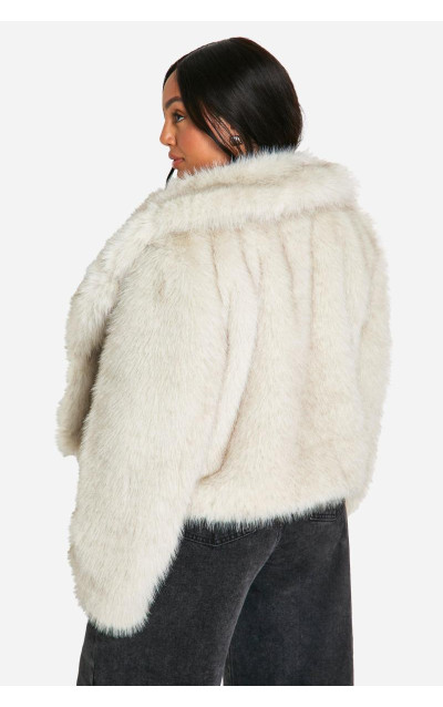 Крім того, вінтажна шуба зі штучного хутра