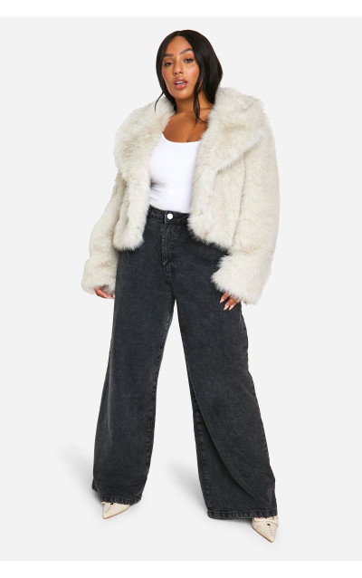 Крім того, вінтажна шуба зі штучного хутра