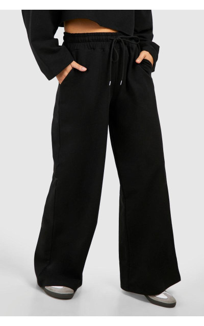 Маленький оверсайз укорочений світшот із широкими штанинами